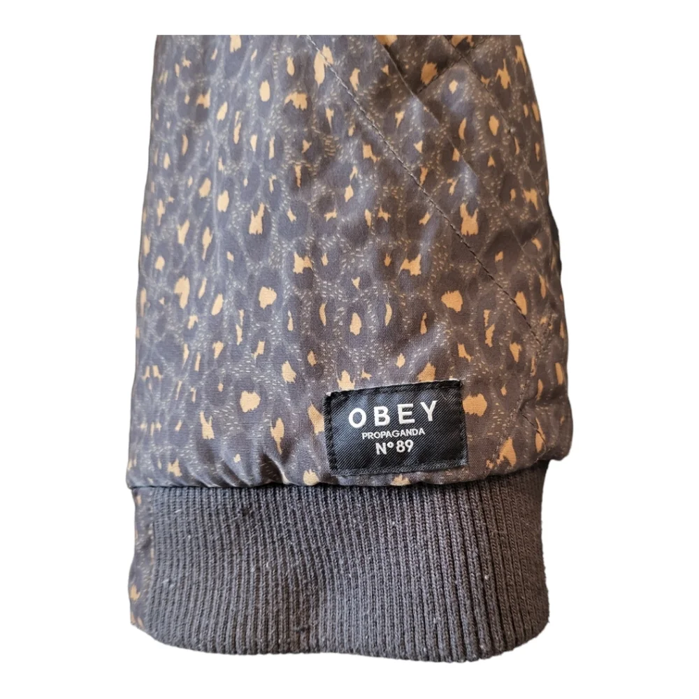 Obey reversible bomber jacket leapord print chest logo - Picture 8 of 8